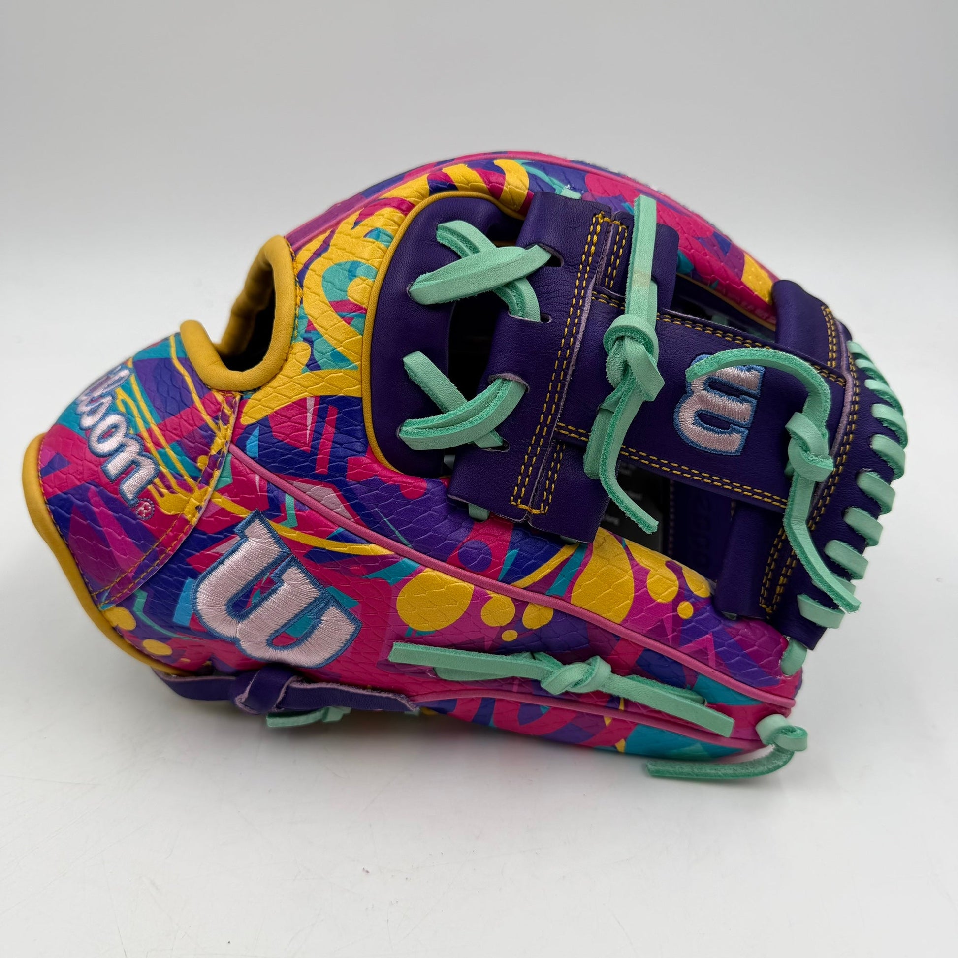 Wilson A2000 1786 11.5 January 2026 GOTM Infield Baseball Glove - photo 1