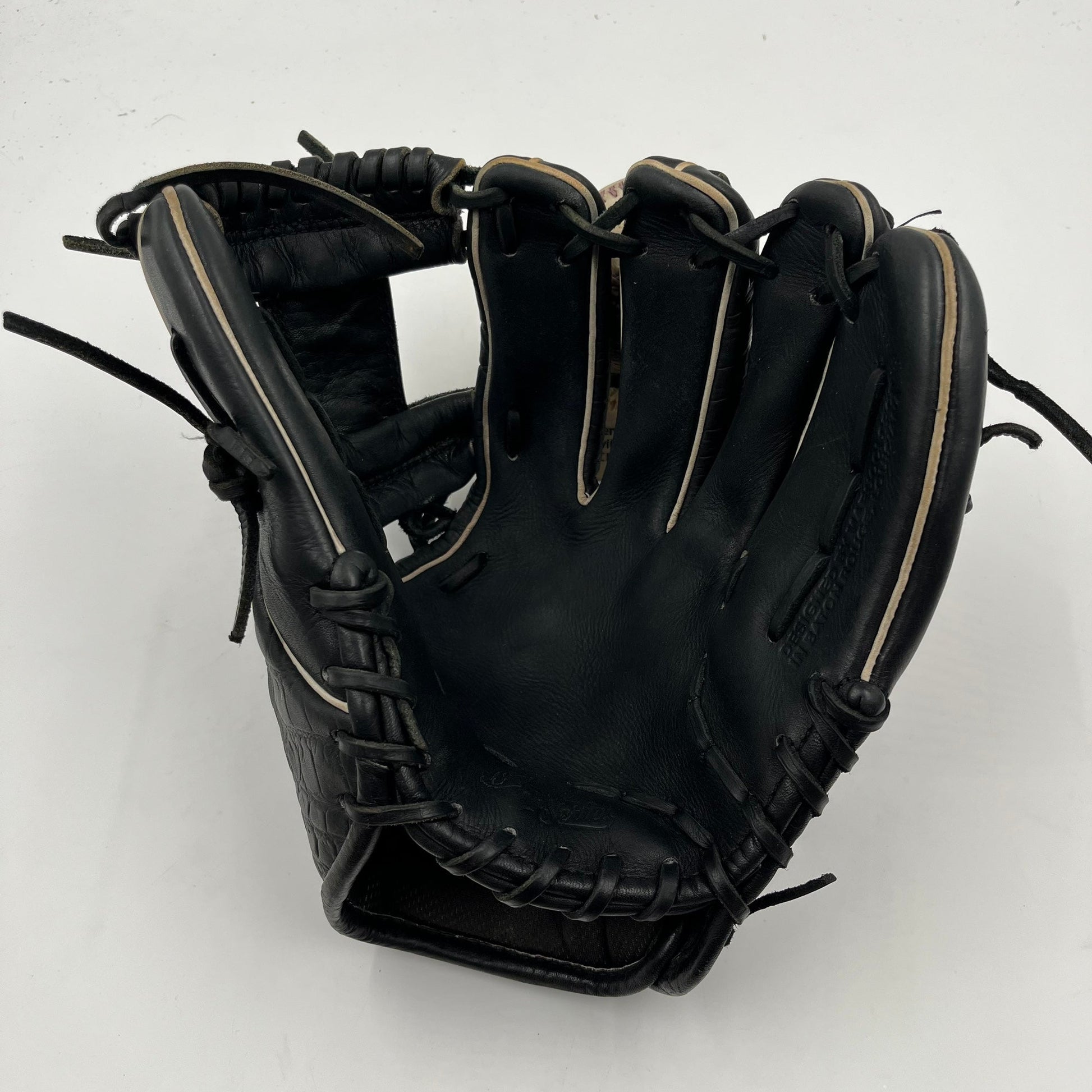 Marucci Capitol Series 11.75 Memphis College Issue Baseball Glove - photo 3