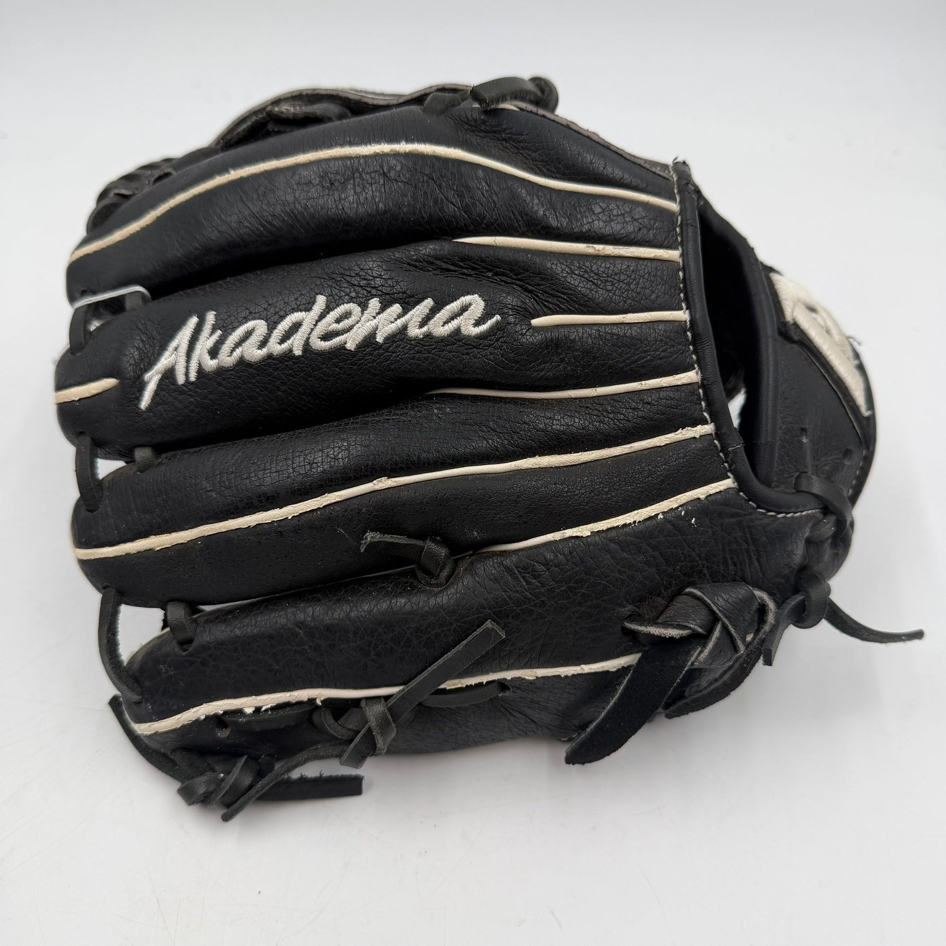 Akadema AJP96 Rookie Series 10.5” Youth Infield Baseball Glove - photo 2