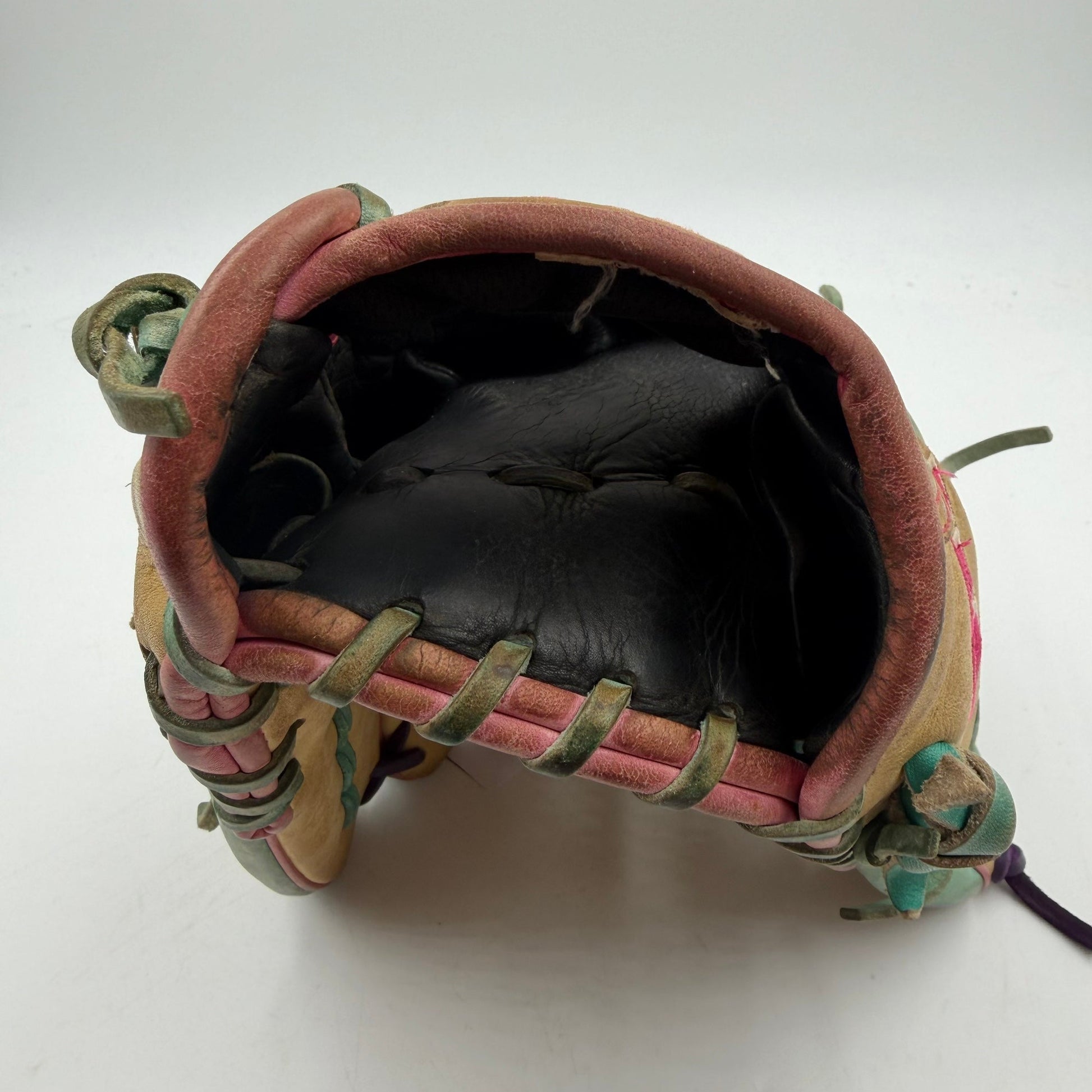 Wilson A2000 1786 11.5 Infield Baseball Glove - photo 4