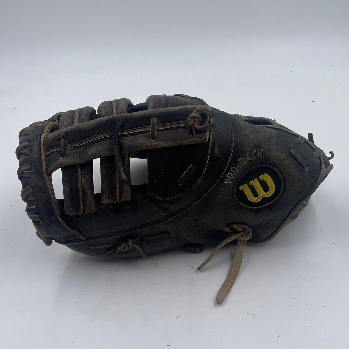 Wilson A2000 12.5 lefty first base mitt Baseball Glove - photo 1